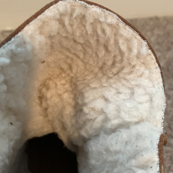 Chestnut brown boots with tie and furry inside, size 11 - Picture 4 of 5